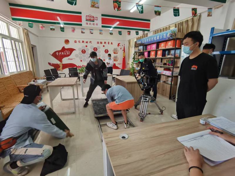 东辽县广告片拍摄公司：极简主义践行者，少即是多的视觉哲学